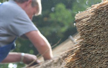 professional Easter Howgate thatchers